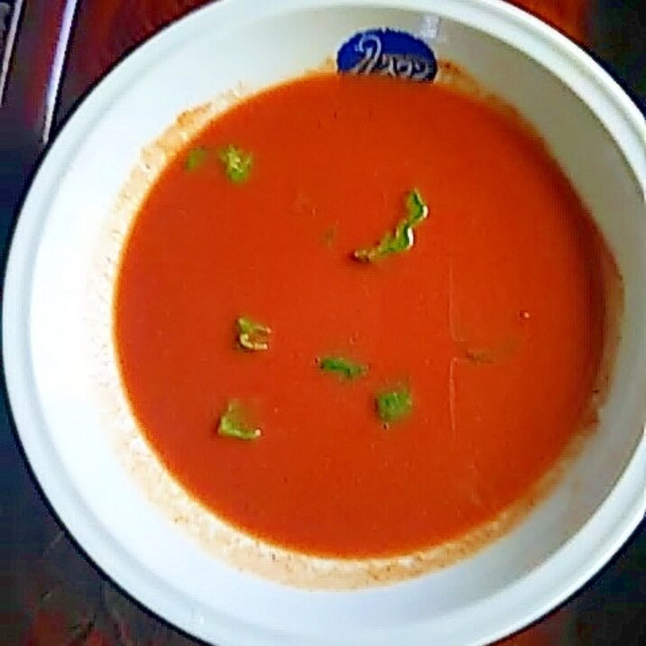 トマトジュース&ピーマンのスープ